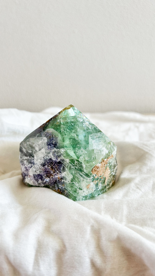 punta grezza in Fluorite Arcobaleno